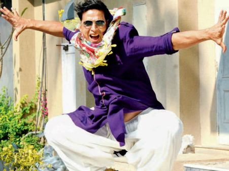 खिलाड़ी 786 के आगे चलेगी चुलबुल पांडे की दबंगई!