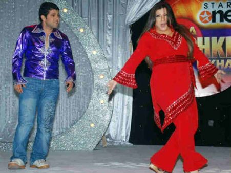 बख्तियार ने भाई का फर्ज निभाया, ऊर्वशी-राजीव को मजा चखाया