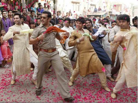 दूसरे दिन 'दबंग 2' की कमाई में गिरावट