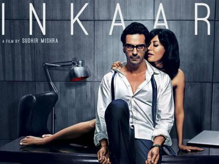 चित्रांगदा के लिए किरदार लिखते हैं सुधीर