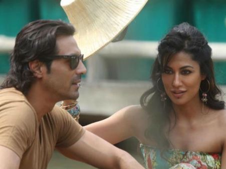 चित्रांगदा से ज्यादा हॉट अर्जुन: ट्विटर रिव्यू