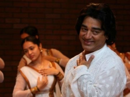 'विश्वरूपम' बैन पर भड़के सेलिब्रेटी