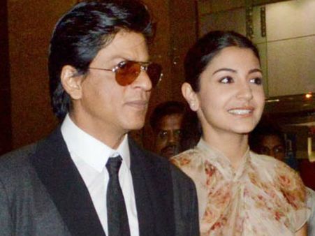 'फोर्ब्‍स' के कवर पेज पर क्यों छपे शाहरूख?