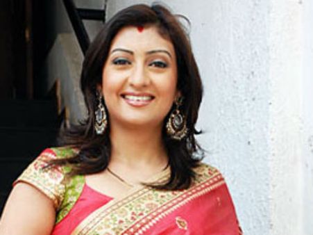 आपकी प्यारी बहू 'कुमकुम' मम्मी बन गयीं