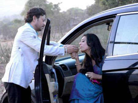 'सेक्स' को भी तय सीमा तक ही परोसना चाहिए: तिग्मांशु