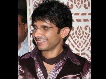 मुझे जेल भेजकर ही मानेंगी सन्नी: कमाल खान