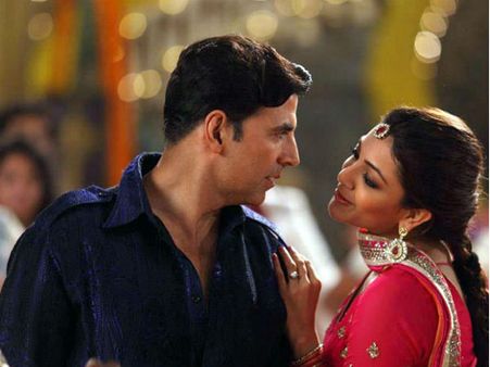 स्पेशल 26- बॉक्स ऑफिस रिपोर्ट