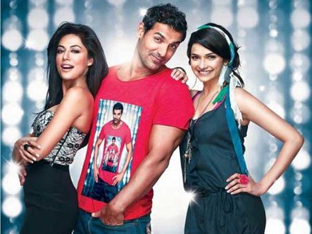 'आई, मी और मैं': प्राची, जॉन और चित्रांगदा