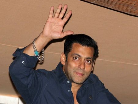 मेंटल केस: संतोष शुक्ला का भुर्ता बनायेंगे सलमान खान