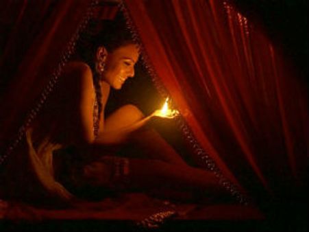 सेक्स क्रांतिकारी शर्लिन देंगी फ्री सेक्स कोचिंग!