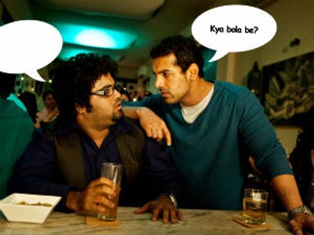 जॉन अब्राहम को चाहिए दो जोड़ी कपड़े!