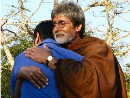 अपने ससुराल में सत्याग्रह करके अमिताभ खुश