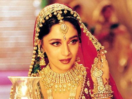 देवदास की चंद्रमुखी का नचाने को बेकरार महाराज