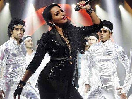 माइकल जैक्‍सन की तरह थिरकेंगी सोनाक्षी सिन्‍हा