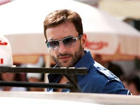 एयरपोर्ट पर किसी से लड़ाई नहीं हुई, ये सब बकवास है : सैफ