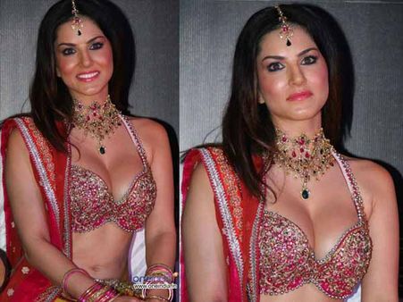 शूटआउट एट वडाला के प्रमोशन पर मटक रही हैं सन्नी!