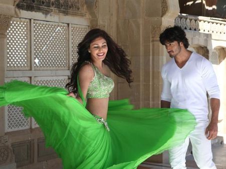 Exclusive: मिर्ची है, पटाखा है सिमृत- पूजा चोपड़ा