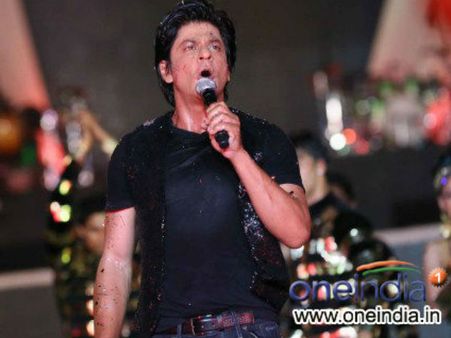 टीम की जीत पर इतराये शाहरूख मियां