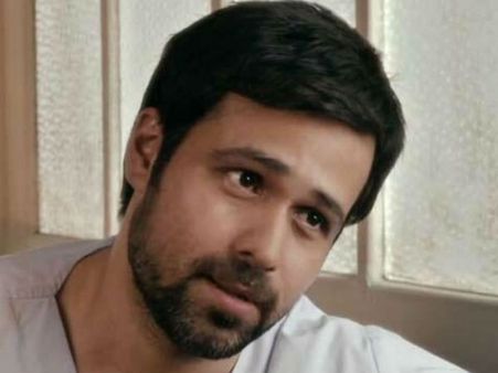 डायन के लिए इमरान ने पहनीं अंगुठियां?