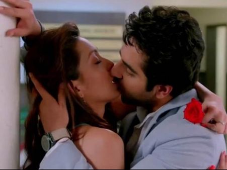 पत्नी के अलावा किसी को किस नहीं करेंगे आयुष्मान!