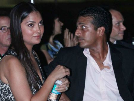 रियल हीरो को रील हीरो बनाना चाहती हैं लारा