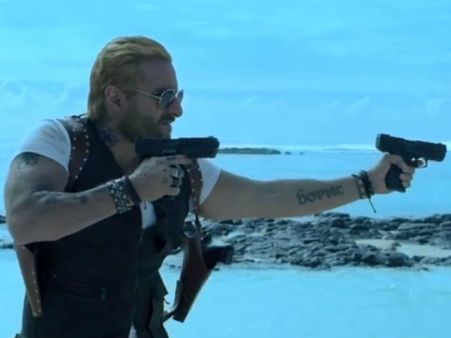 हॉलीवुड पश्चिम का तो बॉलीवुड पूरब का