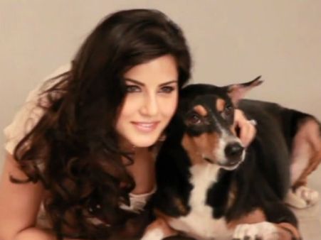 Exclusive: गंदगी सन्नी में नहीं उनके चाहने वालों में है