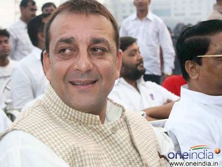 संजय दत्त की सजा को मजाक बना दिया!