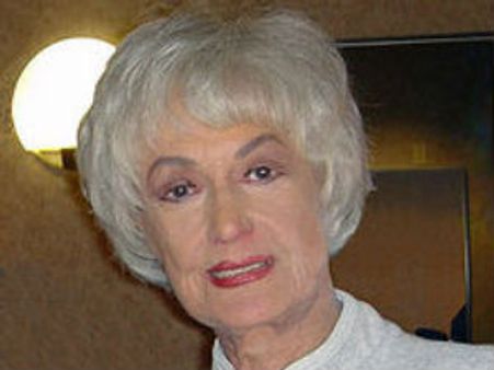 10 करोड़ में बिकी बिए अर्थर की न्‍यूड फोटो