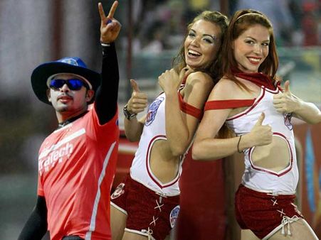 प्रोड्यूसर बनते-बनते स्टोरी बन गये श्रीसंत