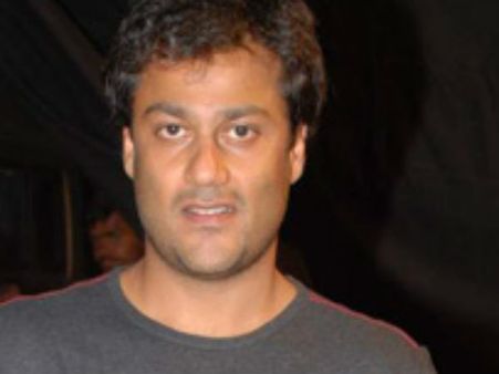 सेंसर में फिल्मों की रेटिंग तय हो : अभिषेक कपूर