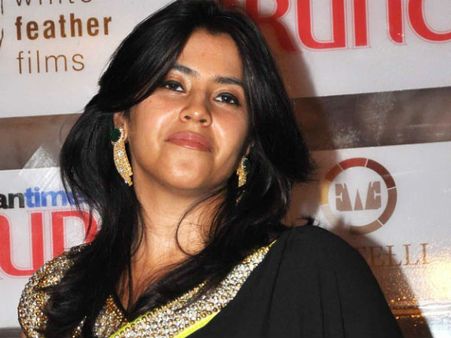 टीवी क्वीन एकता के खिलाफ धोखाधड़ी का मुकदमा दर्ज