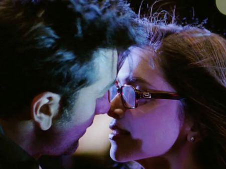 ये जवानी है दीवानी ने फर्स्ट डे रिकॉर्डतोड़ कमाए 19 करोड़