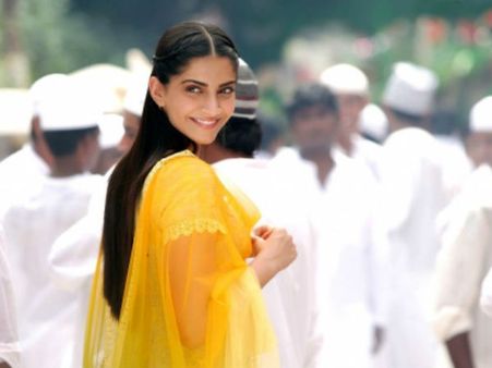 'रांझणा' का एक-एक संवाद दिल से लिखा गया है: सोनम कपूर