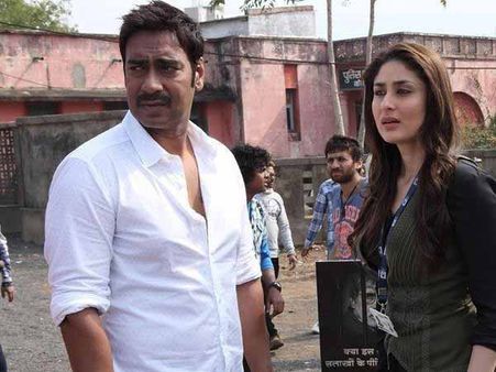 बेहद ही हॉट है सत्याग्रह की पत्रकार