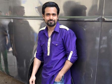 इमरान का 'दिल है कि मानता नहीं'