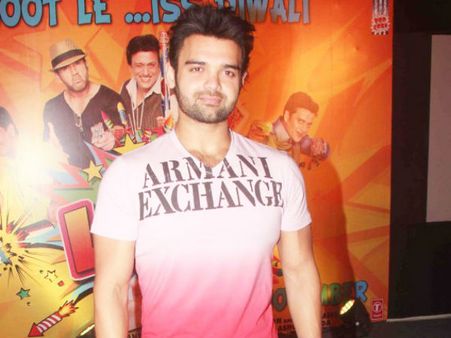 फिल्म निर्माण करना चाहते हैं महाअक्षय