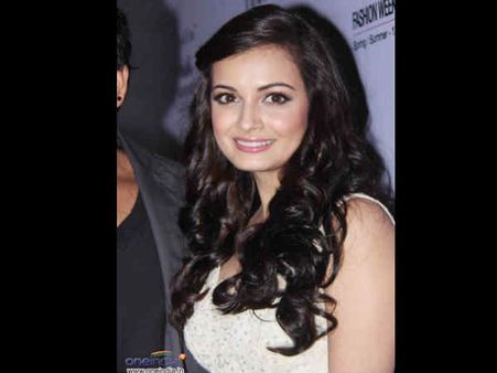 बेकार का दिखावा मुझे पसंद नहीं: दिया मिर्जा