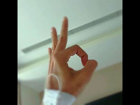 रितिक से मिलने पहुंचे बॉलीवुड सेलिब्रिटीज, आज जाएंगे घर