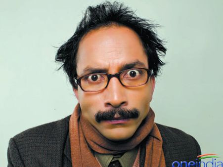 फिल्मों के प्रचार से परेशान दीपक डोबरियाल