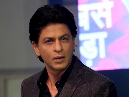 शाहरुख को चाहिए गर्व करने वाली हॉलीवुड फिल्में
