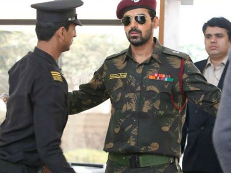 'मद्रास कैफे' के लिए सरकार ने इतिहास पढ़ा