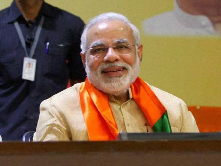 अब नरेन्द्र भाई मोदी पर बनेगी फिल्म...
