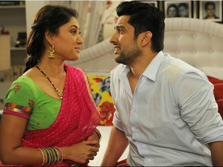 फिल्‍म 'ग्रैंड मस्‍ती' पर दिल्‍ली हाईकोर्ट ने लगायी रोंक