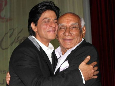 नौ हसीनाओं संग यश के लिए रैंप पर उतरेंगे शाहरूख खान