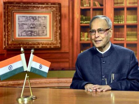 सामाजिक बदलाव लाने वाली फिल्में बनाए : प्रणब मुखर्जी