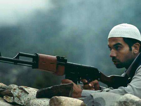 शहीद एक जेल जा चुके लड़के की कहानी!