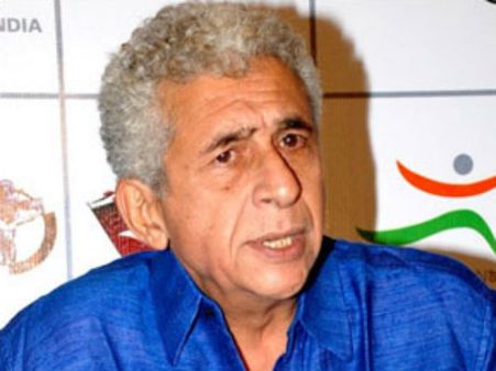 नसीरुद्दीन के साथ काम करेंगी मोनिका