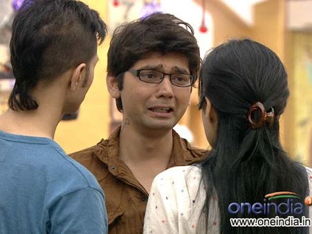 न्यूड योगा गुरु की बिग बॉस से विदाई, वजह पता चलेगी आज रात!