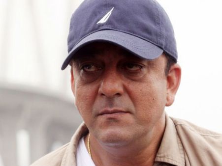 मन गया करवाचौथ अब यरवाडा जेल में कैदियों संग संजू मनायेंगे दिवाली